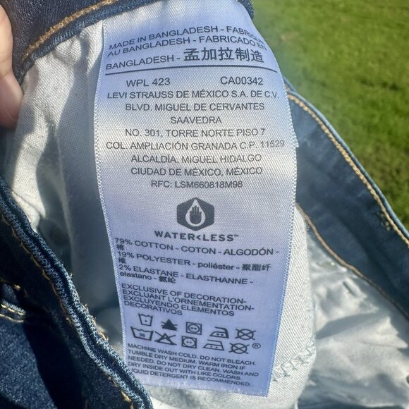 Levi's Denizen Mid Rise Bootcut Jeans Women's 12S 31x30 Blue Southwestern Casual - Picture 11 of 12